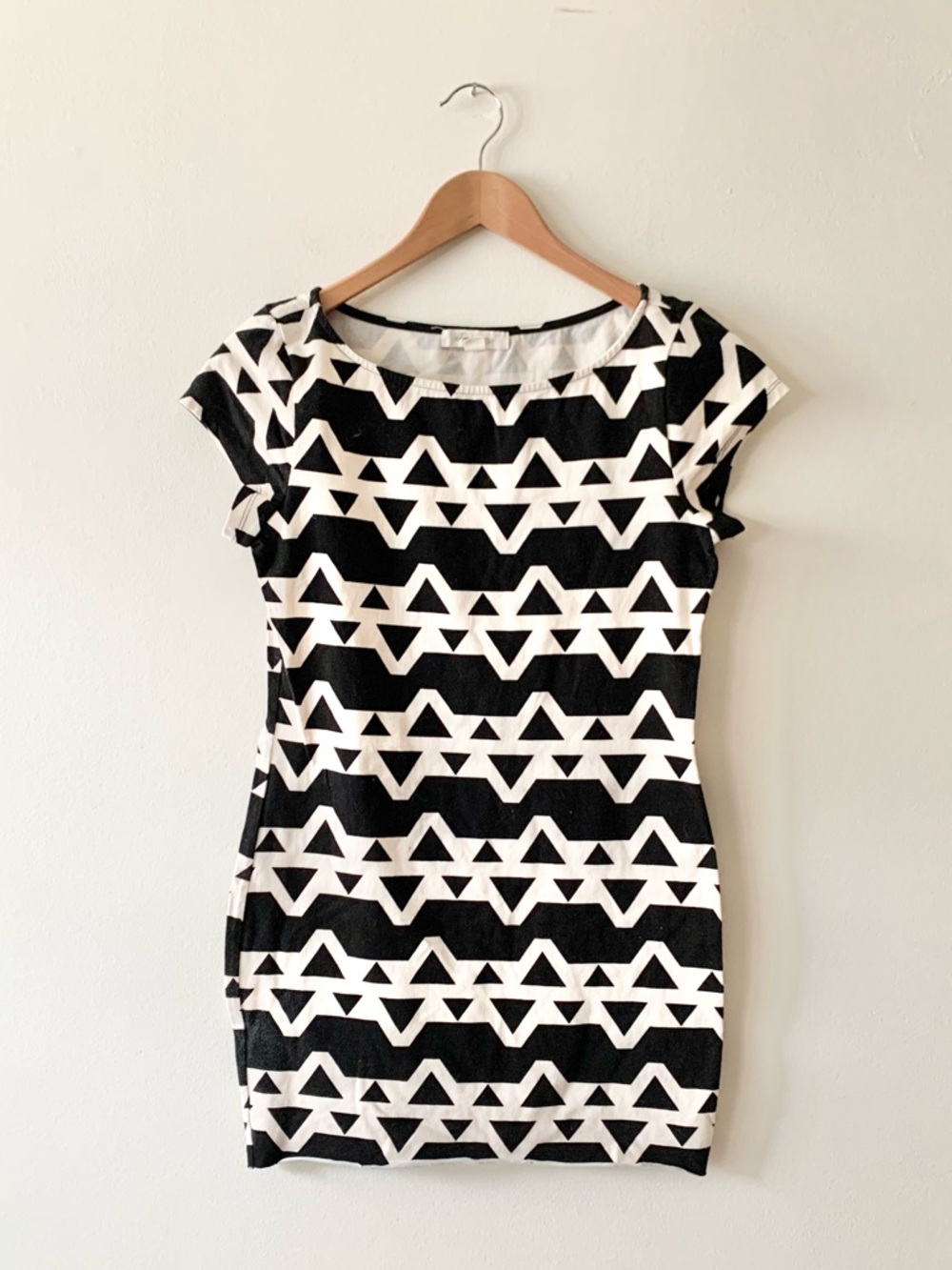 NEW Forever21 Geoprint Bodycon Dress